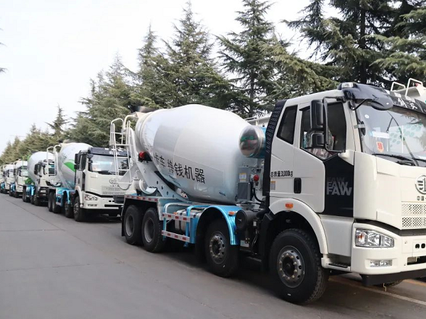 2021捷報頻傳，新老客戶訂單不斷，凌宇罐車奔赴大江南北！